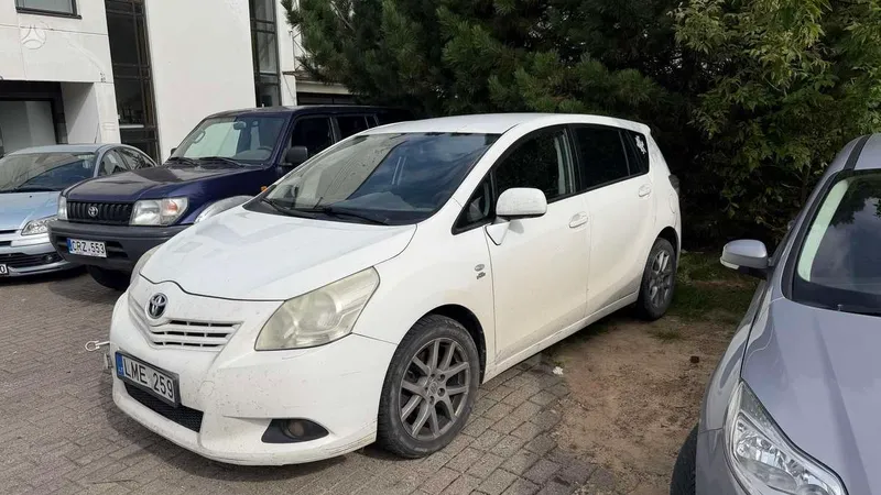 Toyota Toyota Verso