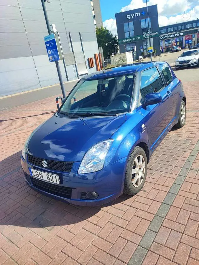 Suzuki Suzuki Swift