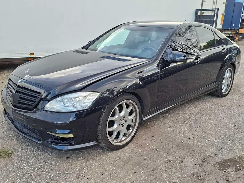 Mercedes-Benz S350 - 1