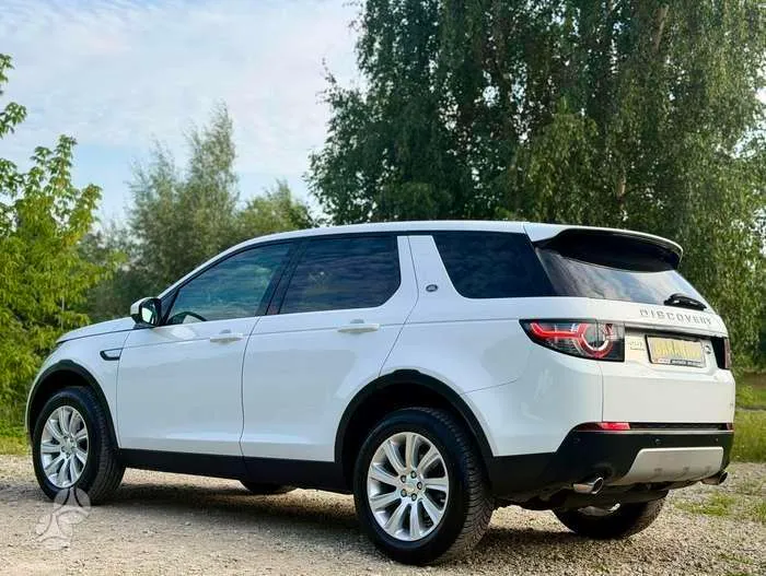 Land Rover Discovery Sport - 1