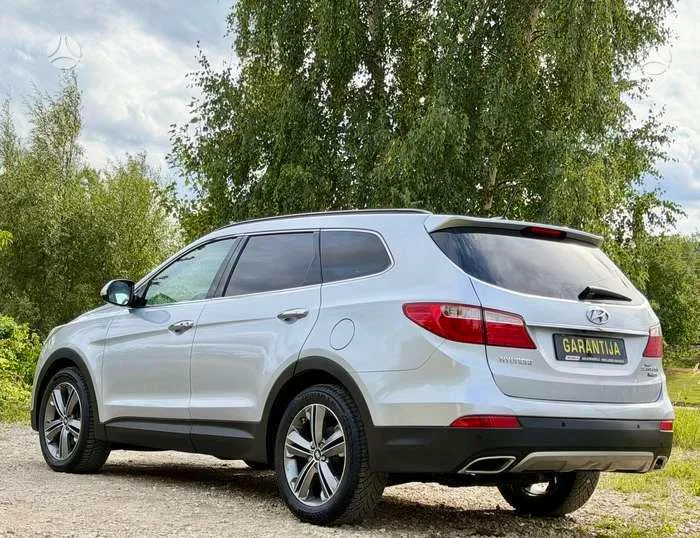 Hyundai Hyundai Grand Santa Fe