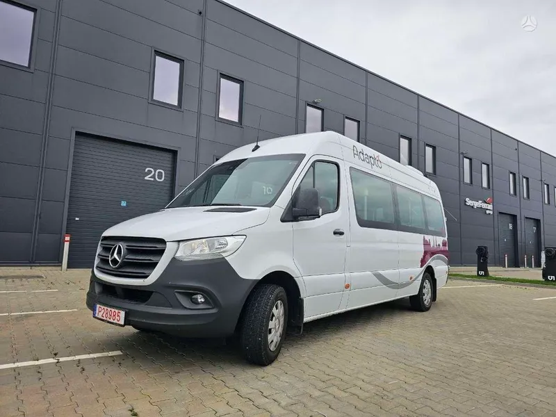 Mercedes-Benz Sprinter - 1