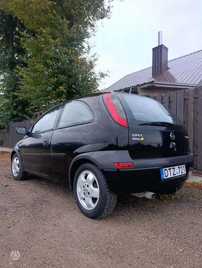Opel Corsa - 1