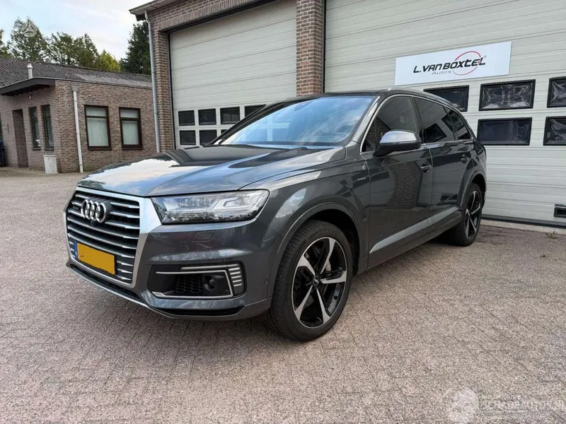 Audi Audi Q7