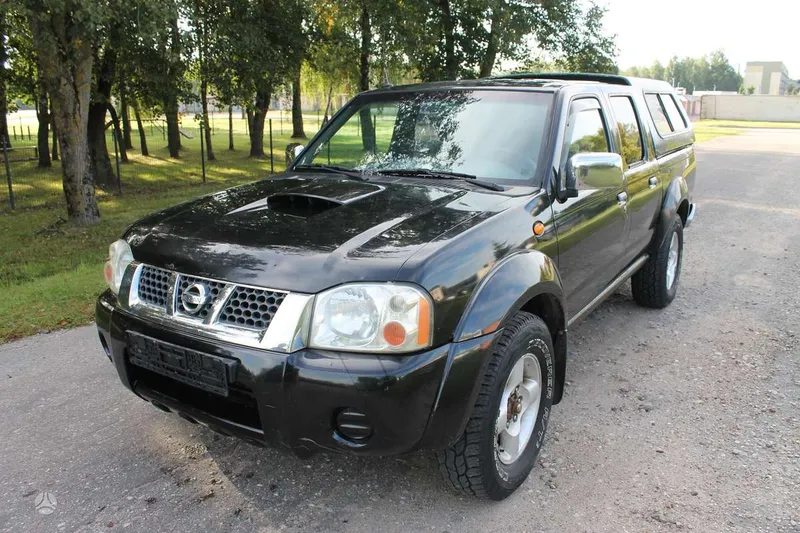 Nissan Navara - 1