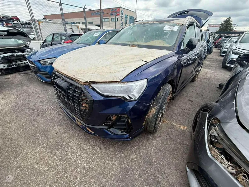 Audi Q3 - 1