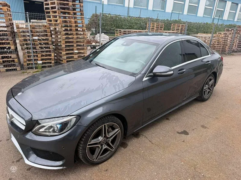 Mercedes-Benz Mercedes-Benz C220