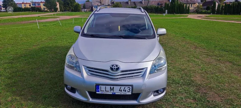 Toyota Toyota Verso