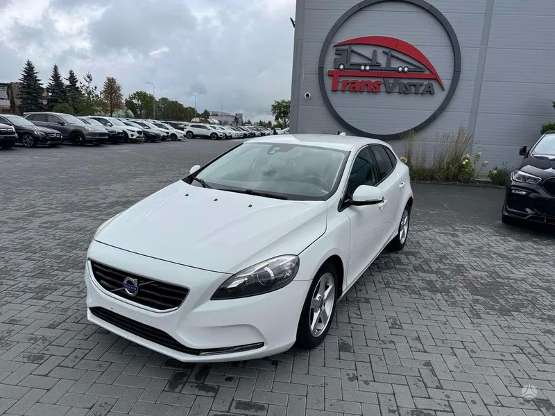 Volvo Volvo V40