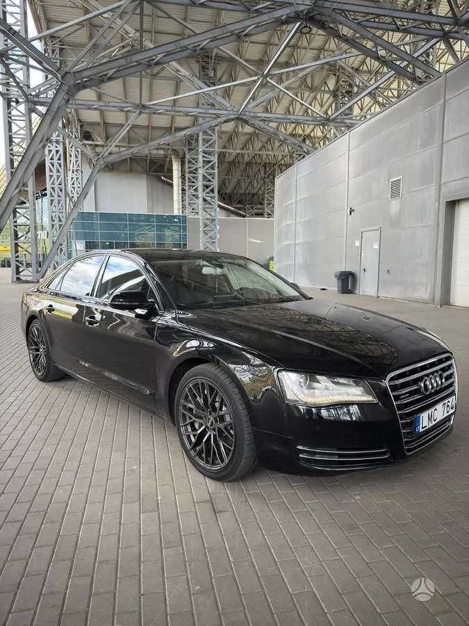 Audi Audi A8