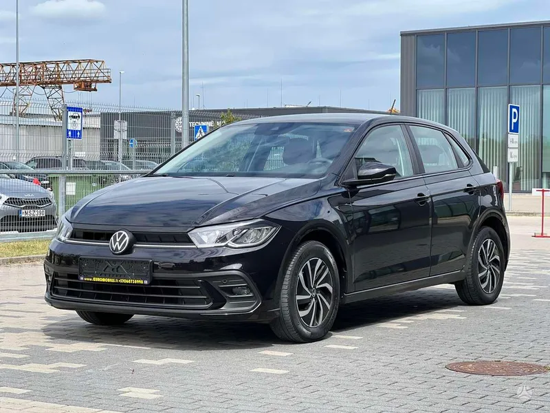 Volkswagen Polo - 1