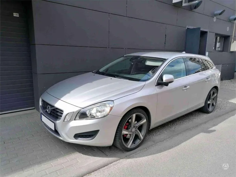 Volvo V60 - 1