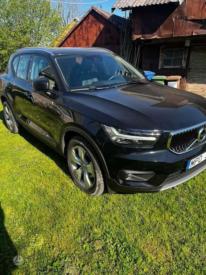 Volvo XC40 - 1