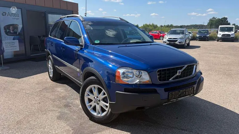 Volvo XC90 - 1