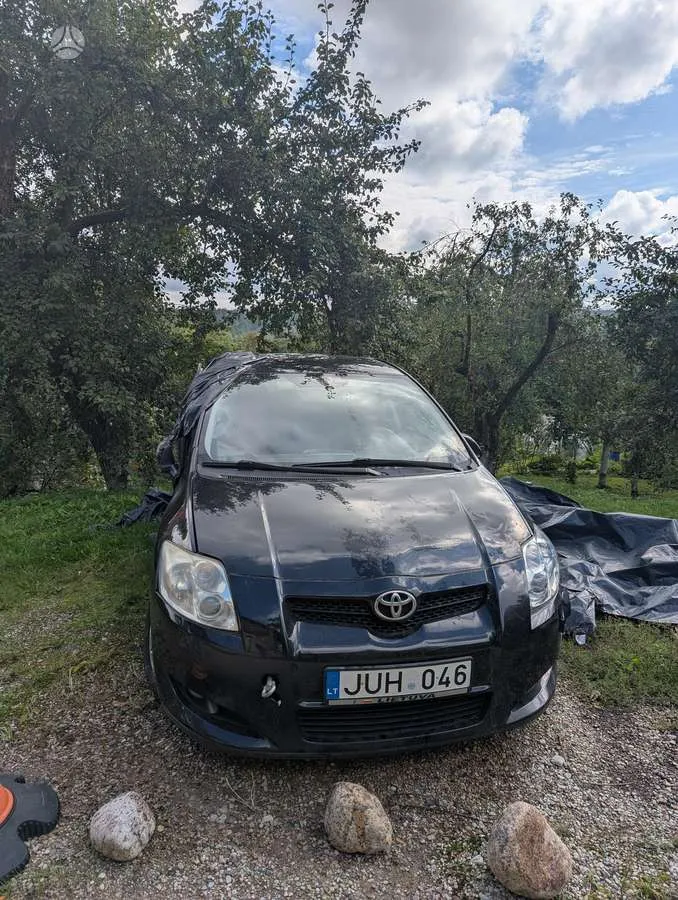 Toyota Auris - 1