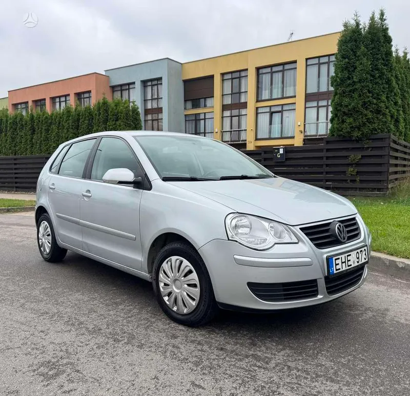 Volkswagen Polo - 1
