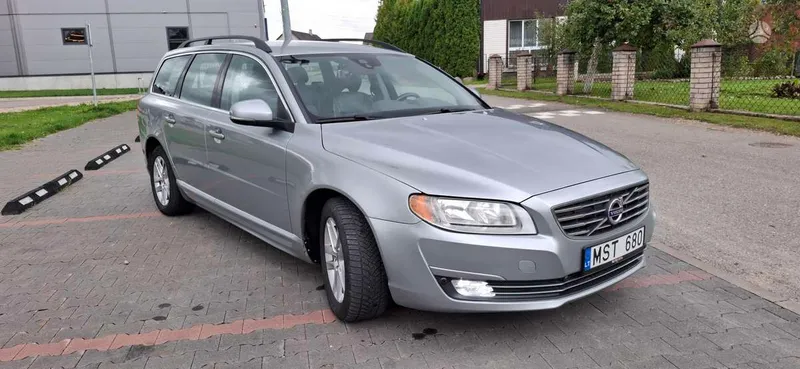 Volvo V70 - 1