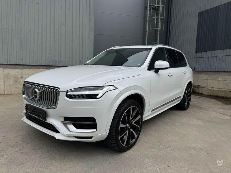 Volvo XC90 - 1