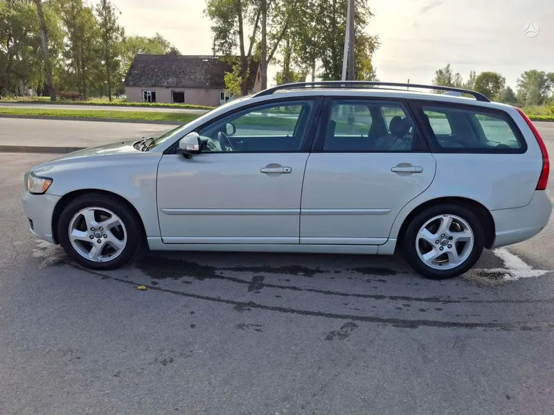 Volvo Volvo V50