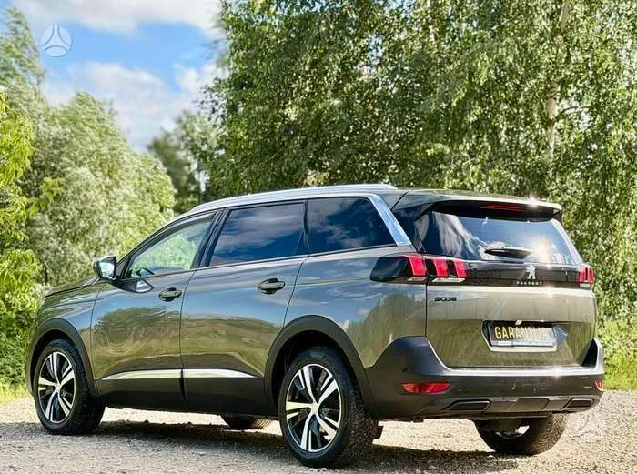 Peugeot 5008 - 1