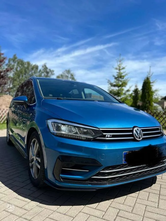 Volkswagen Touran - 1