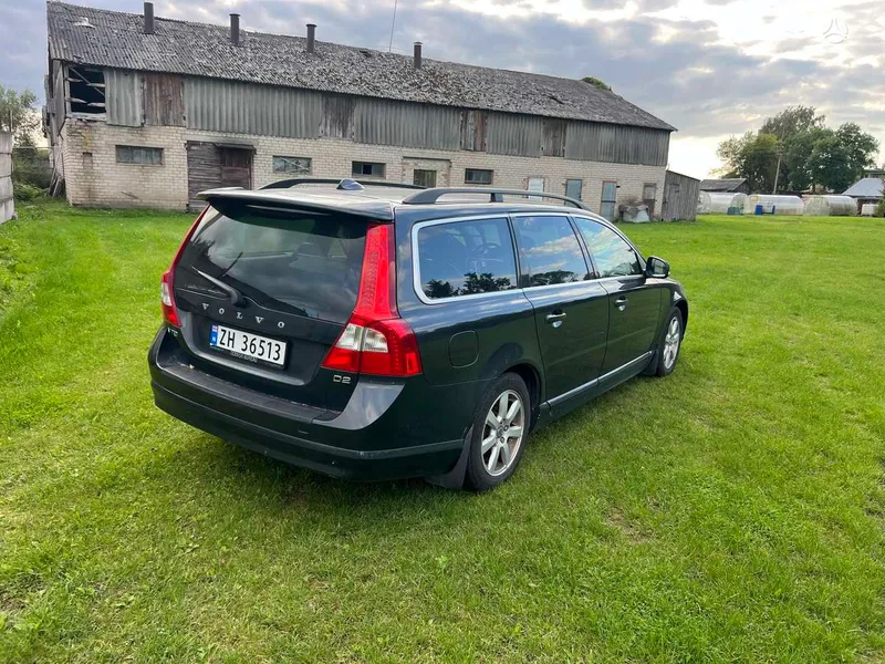 Volvo V70 - 1