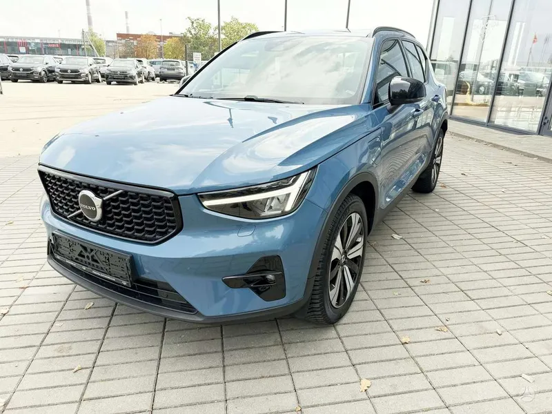 Volvo XC40 - 1