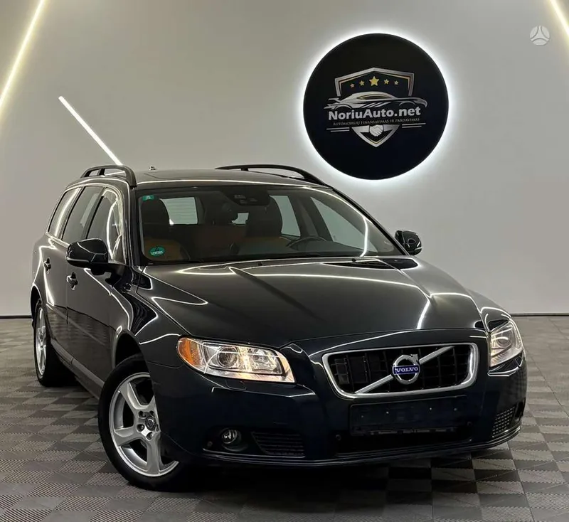 Volvo V70 - 1