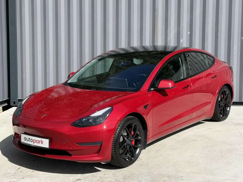 Tesla Tesla Model 3