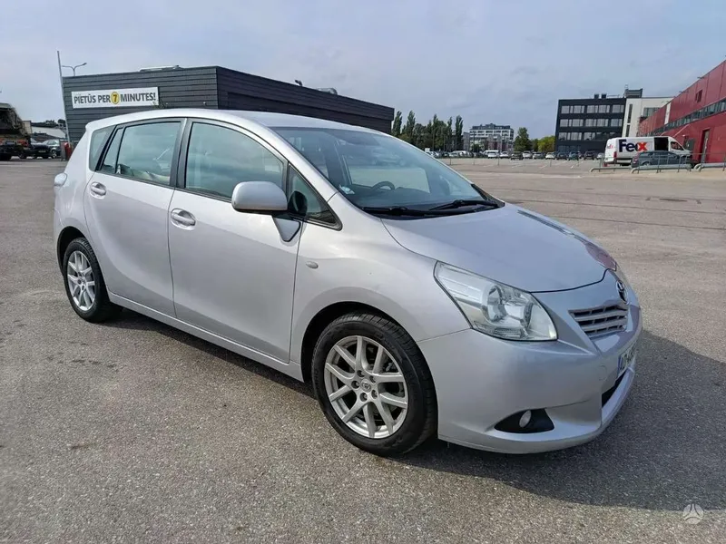 Toyota Toyota Verso