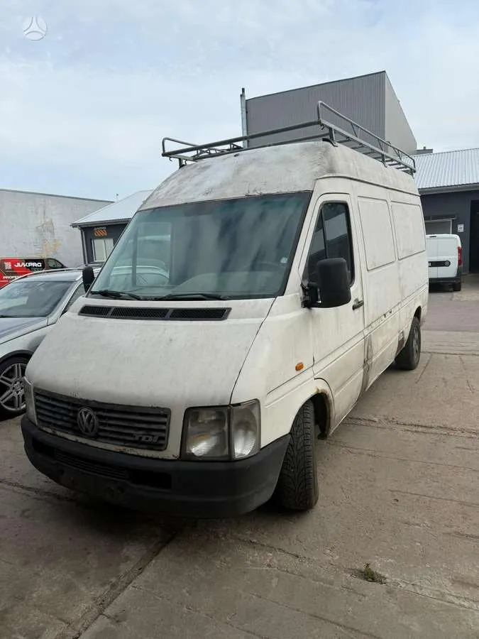 Volkswagen LT - 1