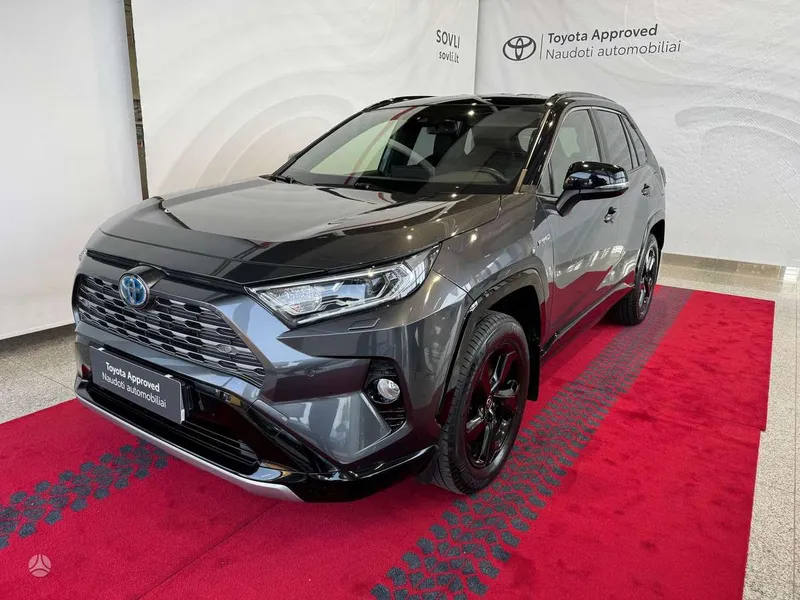 Toyota RAV4 - 1