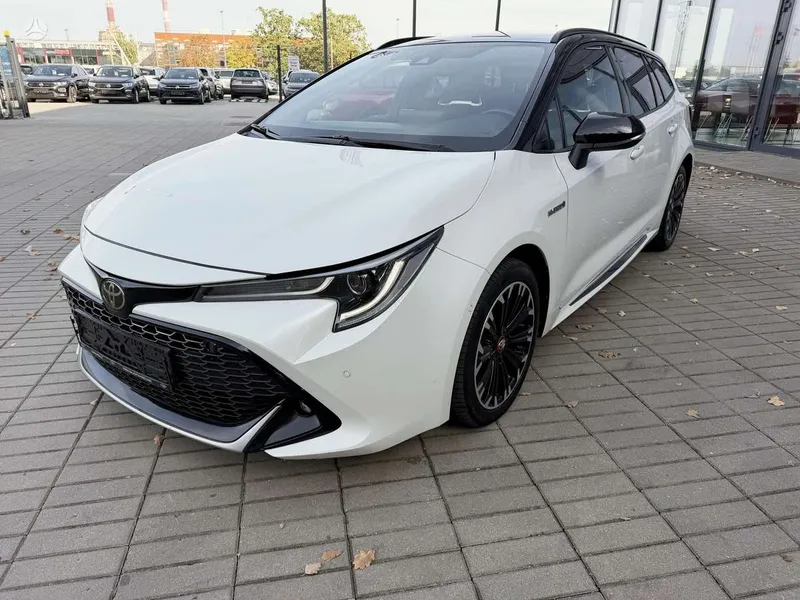 Toyota Corolla - 1