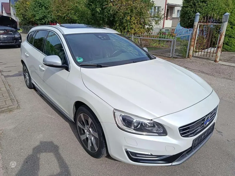 Volvo V60 - 1