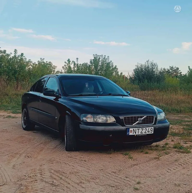 Volvo S60 - 1