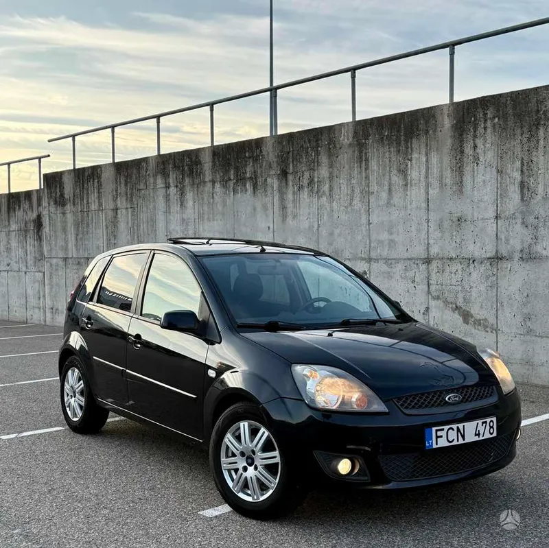 Ford Fiesta - 1