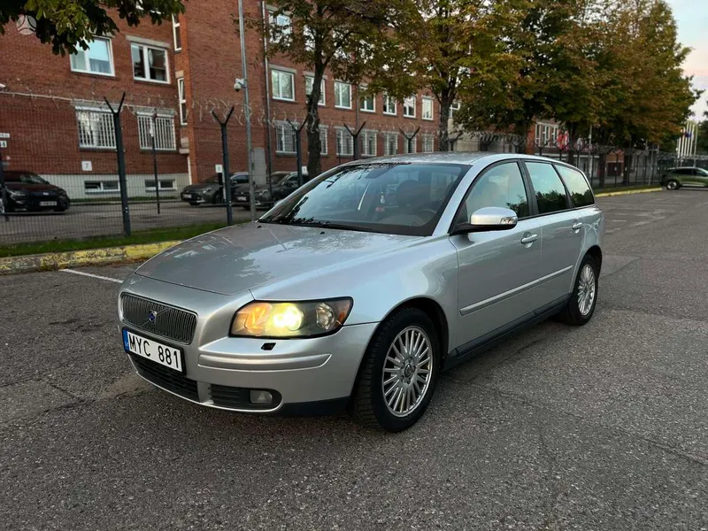 Volvo Volvo V50