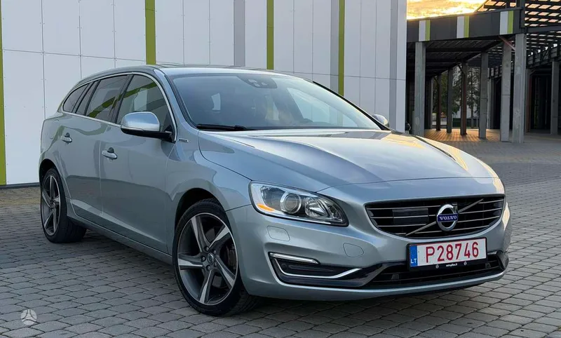 Volvo V60 - 1