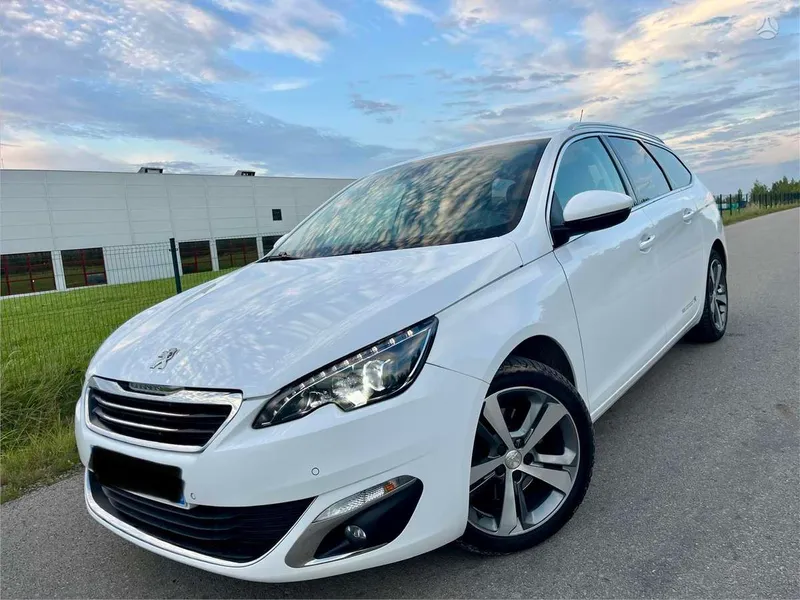 Peugeot 308 - 1