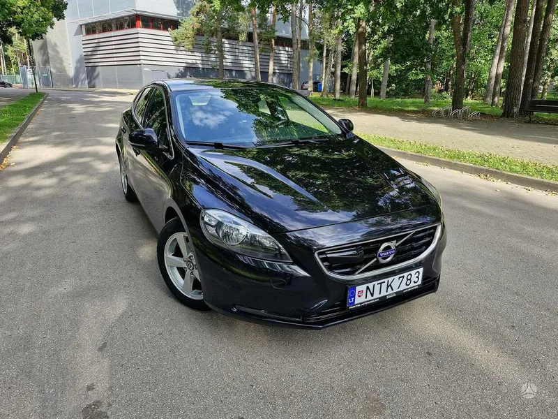 Volvo V40 - 1