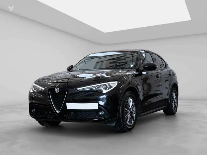 Alfa Romeo Stelvio - 1