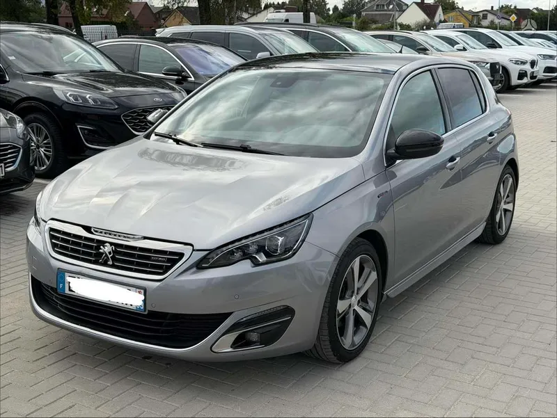 Peugeot 308 - 1