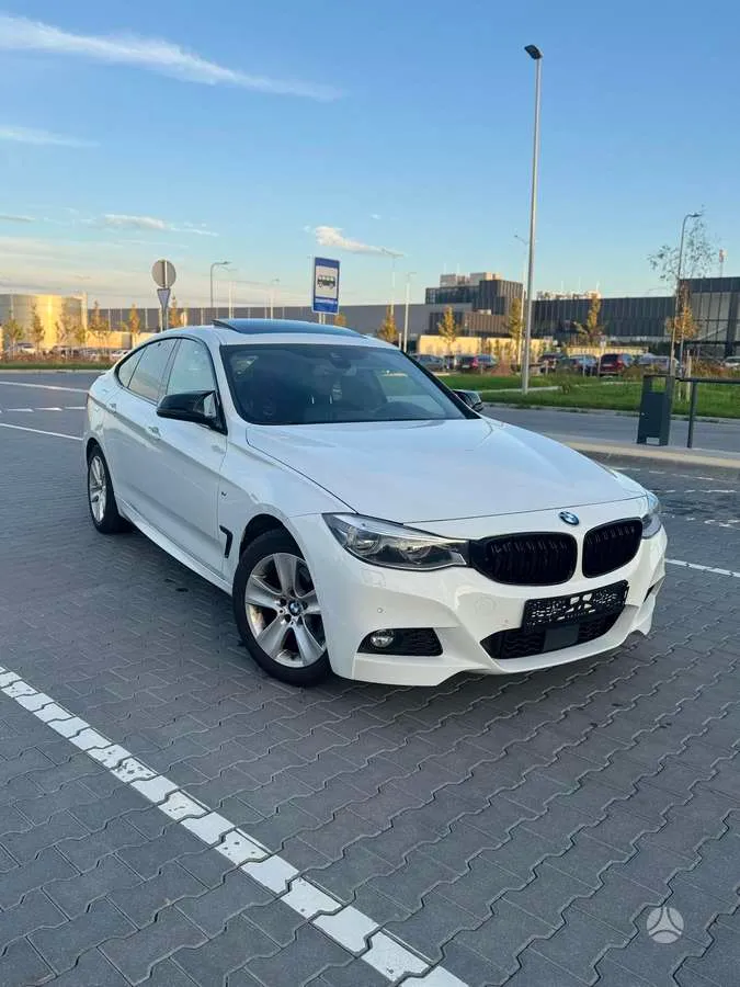 BMW 320 Gran Turismo - 1