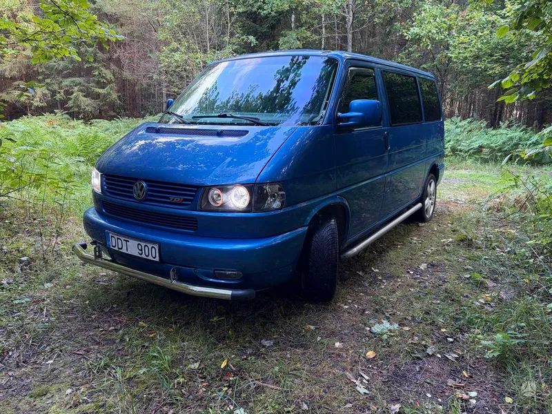 Volkswagen Multivan - 1