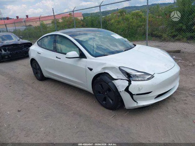 Tesla Tesla Model 3