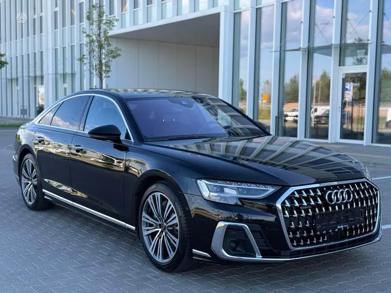 Audi A8 - 1