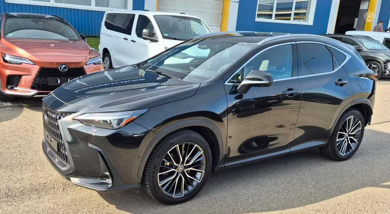 Lexus NX 450h+ - 1