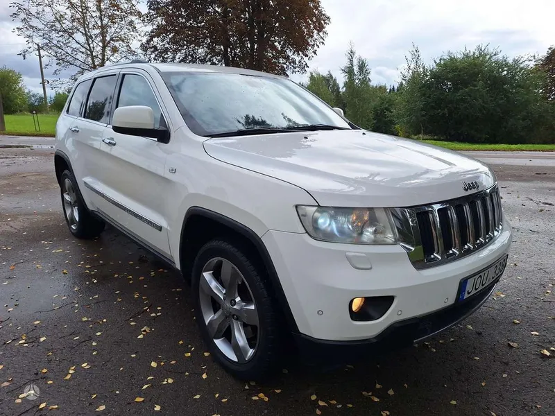 Jeep Grand Cherokee - 1