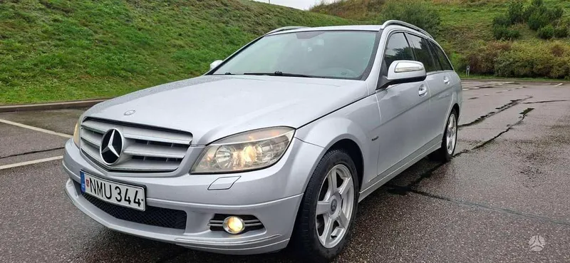 Mercedes-Benz Mercedes-Benz C200