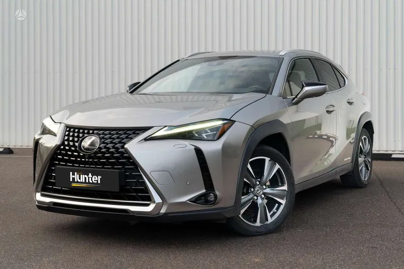 Lexus UX 250h - 1